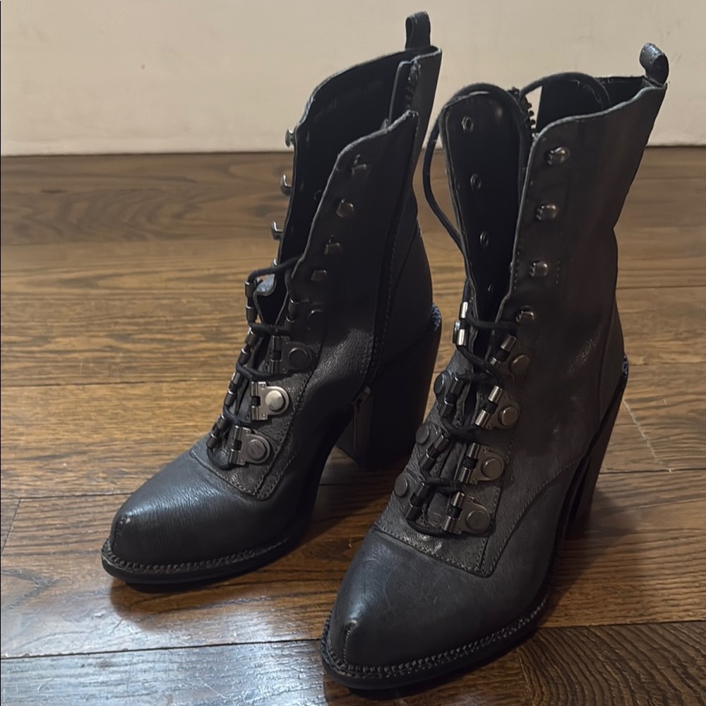 Luxury Rebel Black Lace-Up Boots Tactical Design